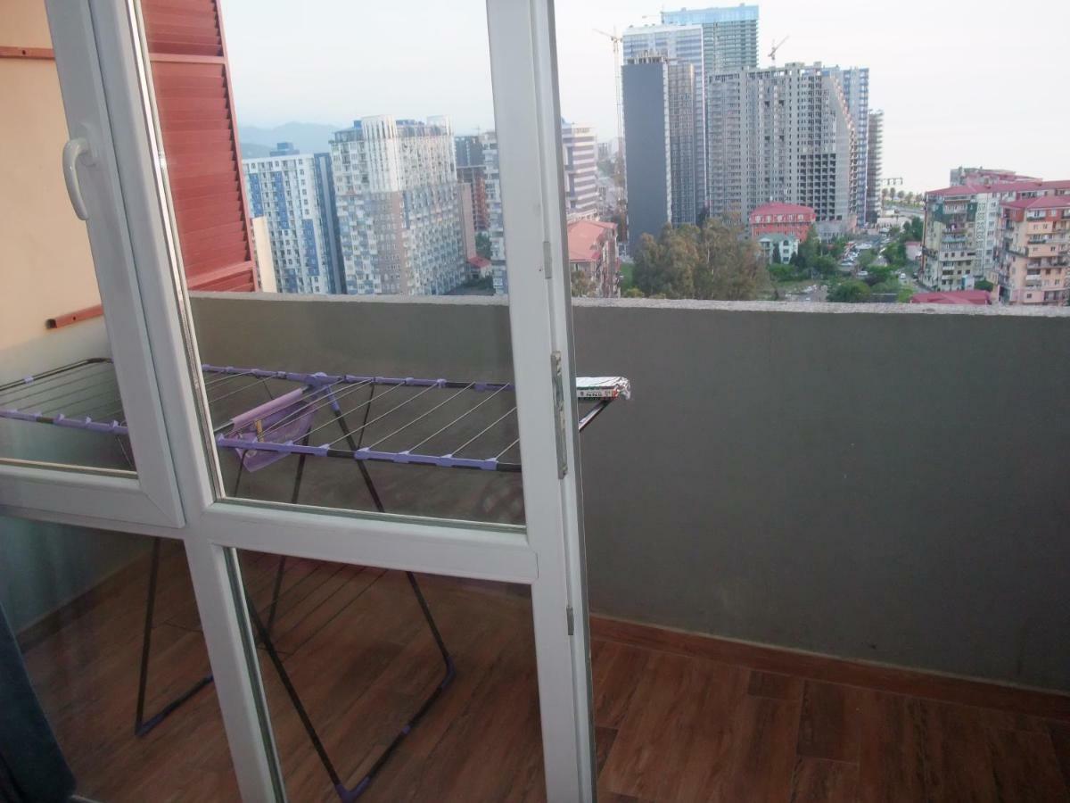 Apartment With Black Sea View Batumi Exterior photo